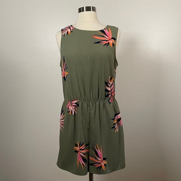 A New Day • Tropical Floral Romper - Picture 1 of 8
